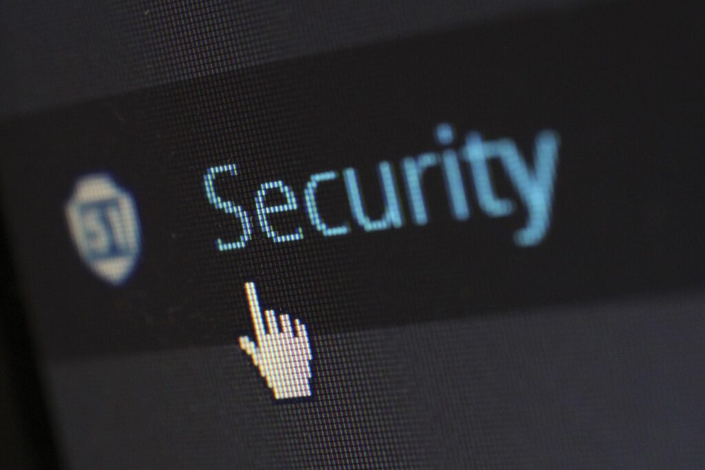 シェル操作を実行前に調べて危険な処理を止める制御機構のイメージ